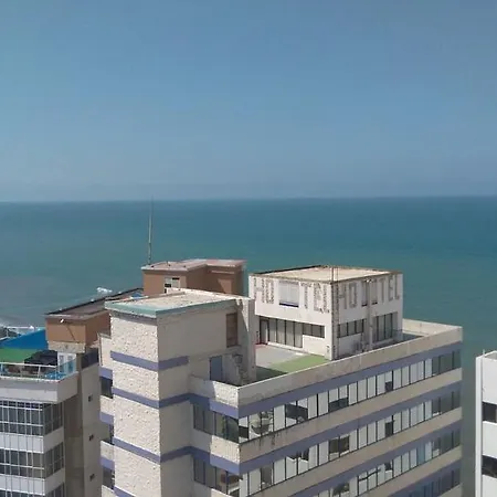 Edificio Escape Plaza Apartment *