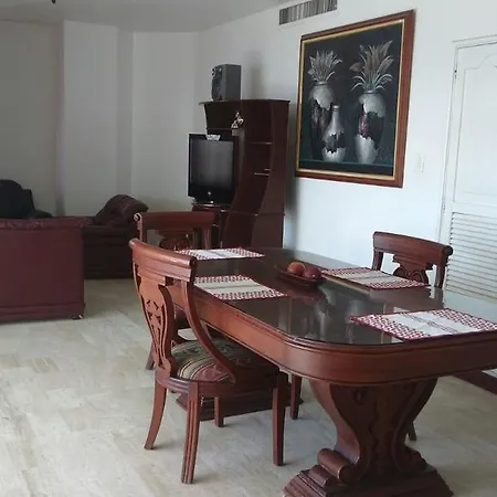 Edificio Escape Plaza Apartment Cartagena