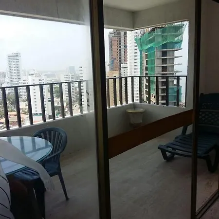 Edificio Escape Plaza * Cartagena